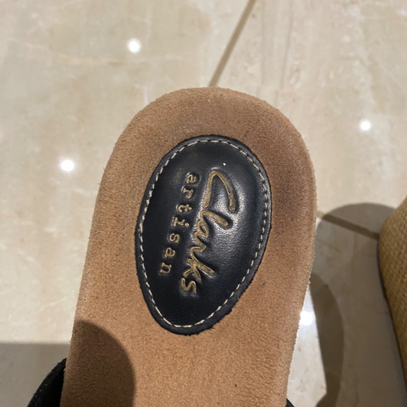 Clarks Artisan - Picture 4 of 6